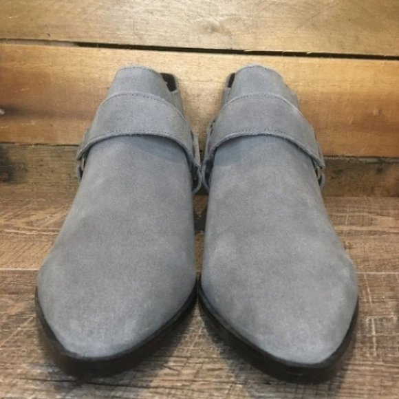 NEW Women’s Jane and the Shoe Lindsay Bootie - Picture 2 of 10